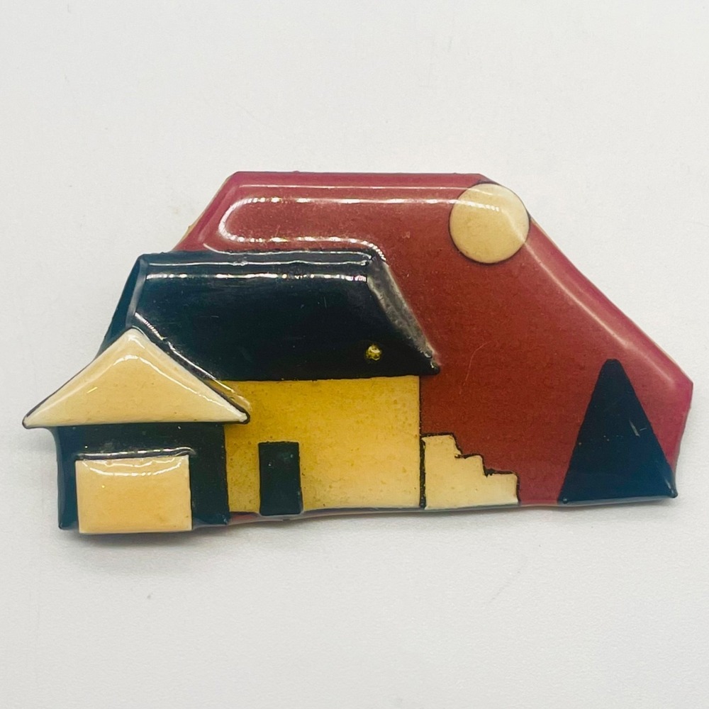 Designs‎ by Lucinda Winter Scene Resin Brooch Snowman Penguin House 2.75"x2"